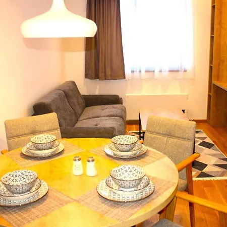 Snowtime Zlatni Javor 407 יהורינה